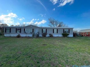 701 Cemetary Rd, Holly Pond, AL 35083