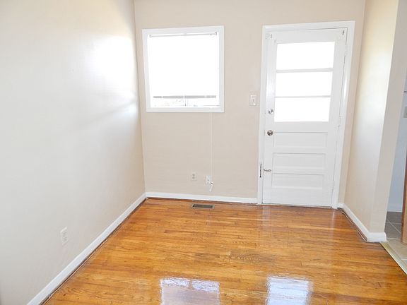 3rd image of 6010 Jefferson Ave APT 13