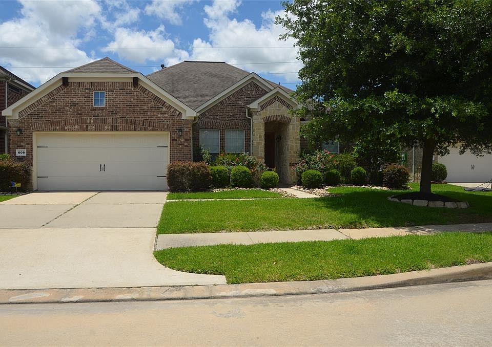 1st image of 606 Admiral Bay Ln