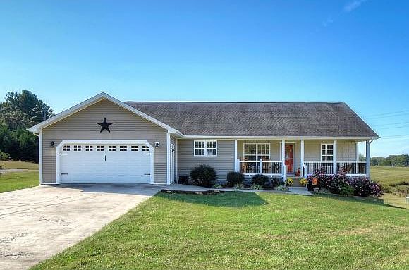 1st image of 117 Tamarack Dr