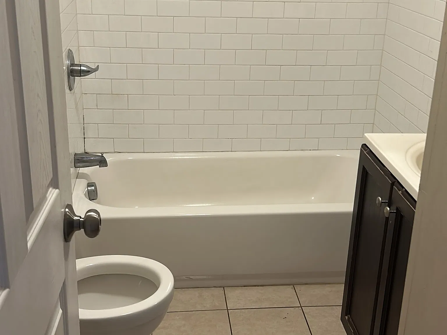 3 bed, $2,100 — Photo 3