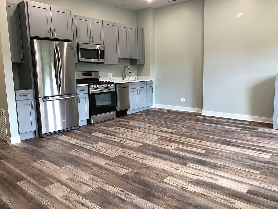 1st image of 901 S Oakley Blvd Unit 2