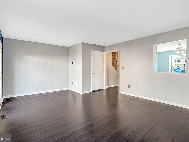 14716 Grobie Pond Ln — Photo 13