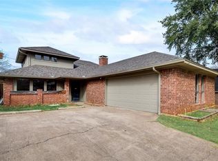 2704 Edinboro Dr, Arlington, TX 76012