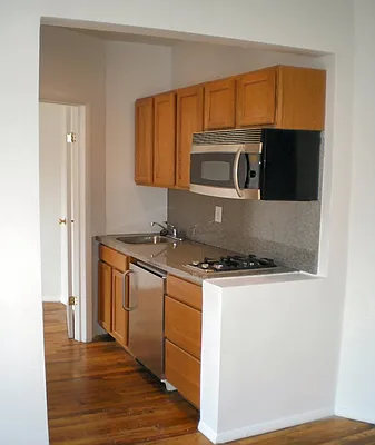 Rented by City Connections Realty | media 39