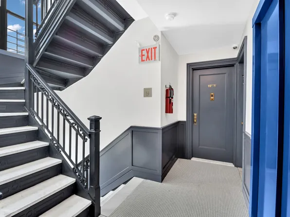 56 West 11th Street image 10 of 13