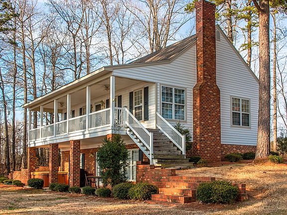 3rd image of 242 Pier Point Dr