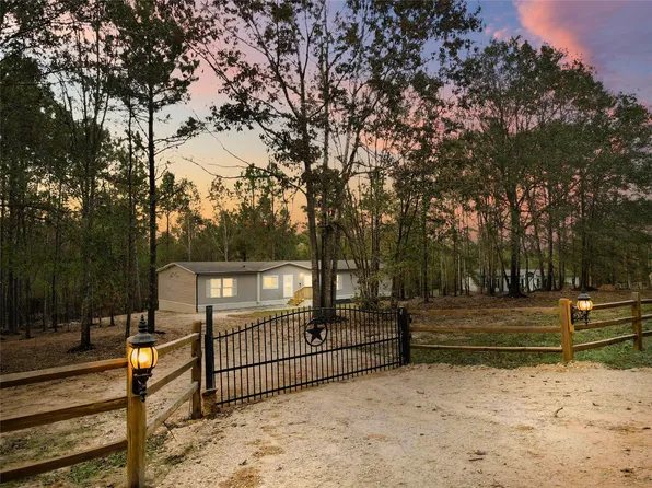 455 Hickory Hill Rd, Cleveland, TX 77328