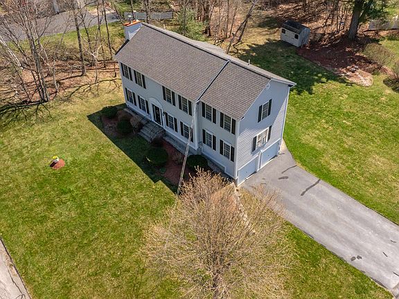 2nd image of 59 Rosegate Farm Drive