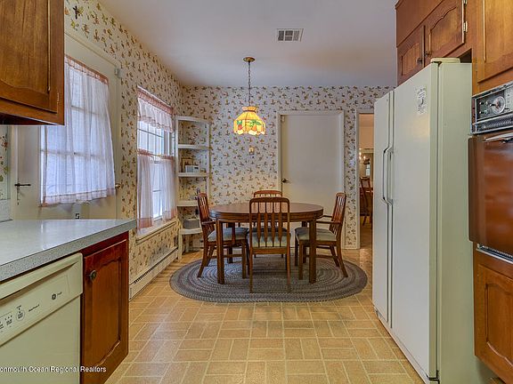 5th image of 592A Lake Point Dr #1001