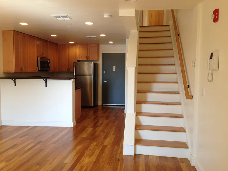 27 Western Avenue — Photo 11