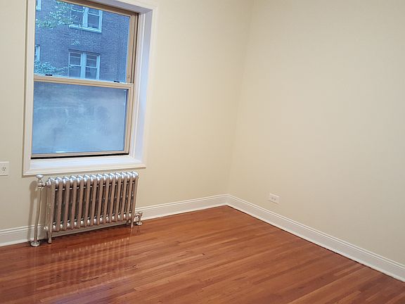 4th image of 4310 50th St #2J