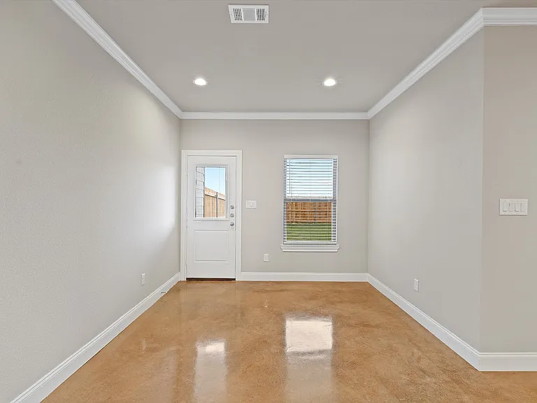 2409 Sloan Cir #A — Photo 12