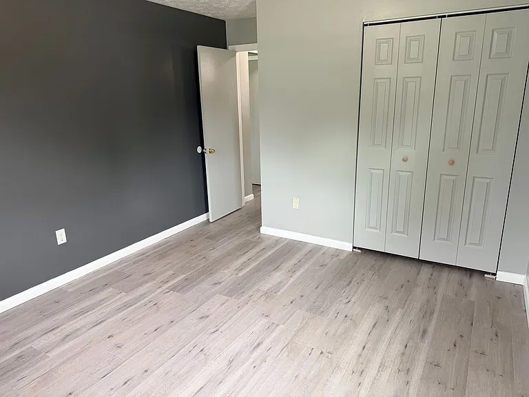 929 Cook Ave — Photo 9