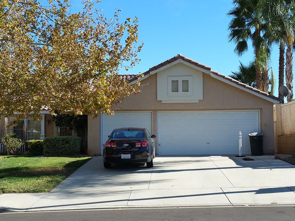 1st image of 32740 Ontario Way