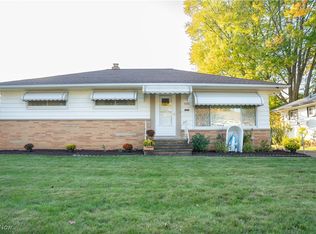 7198 Oakwood Rd, Parma, OH 44130