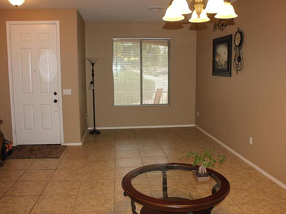 4th image of 40958 N Vine Ave