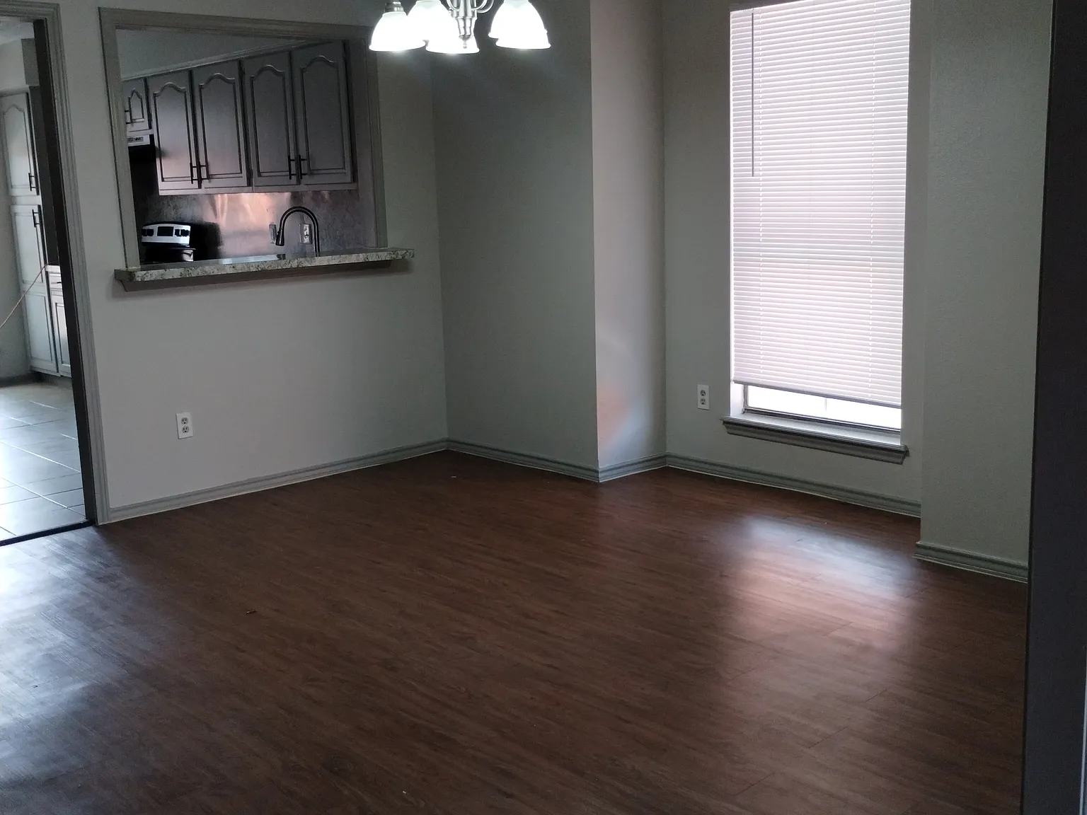 3 bed, 1317 sqft, $1,200 — Photo 3