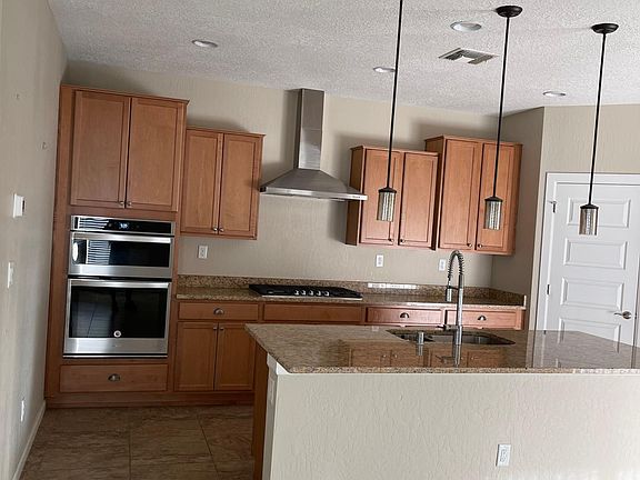 5th image of 4122 Sumac Dr NW