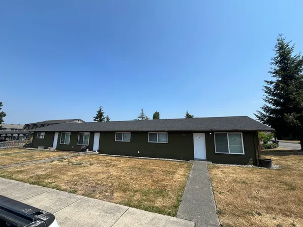 110 Stanford Dr, Mount Vernon, WA 98273