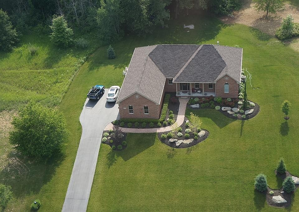 1st image of 3360 Knoll Ct
