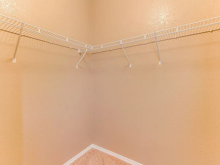 3289 Emerald Point Dr — Photo 19