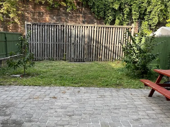 274 5th Street image 15 of 16