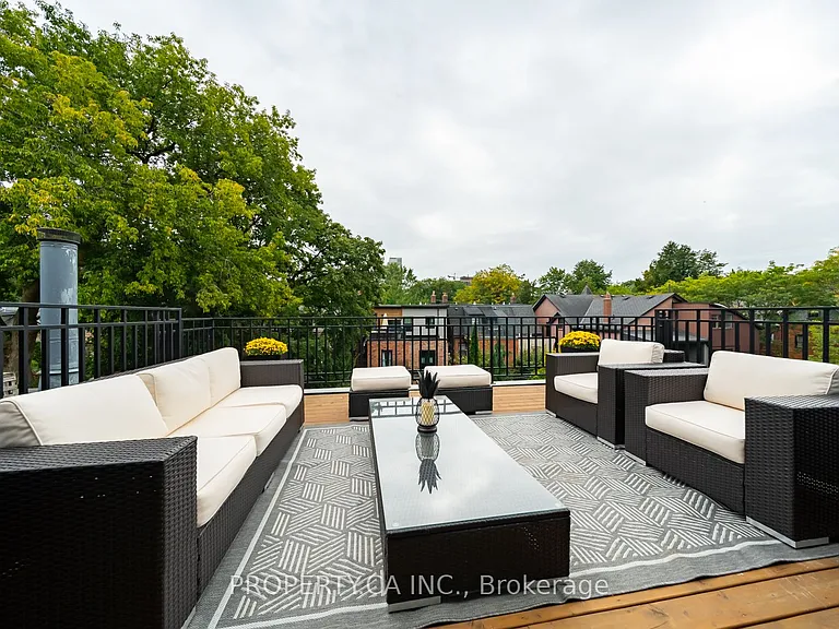 43 Bernard Ave — Photo 30