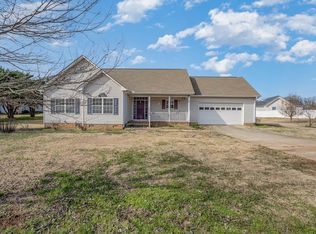 1120 Old Denver School Rd, Pendleton, SC 29670