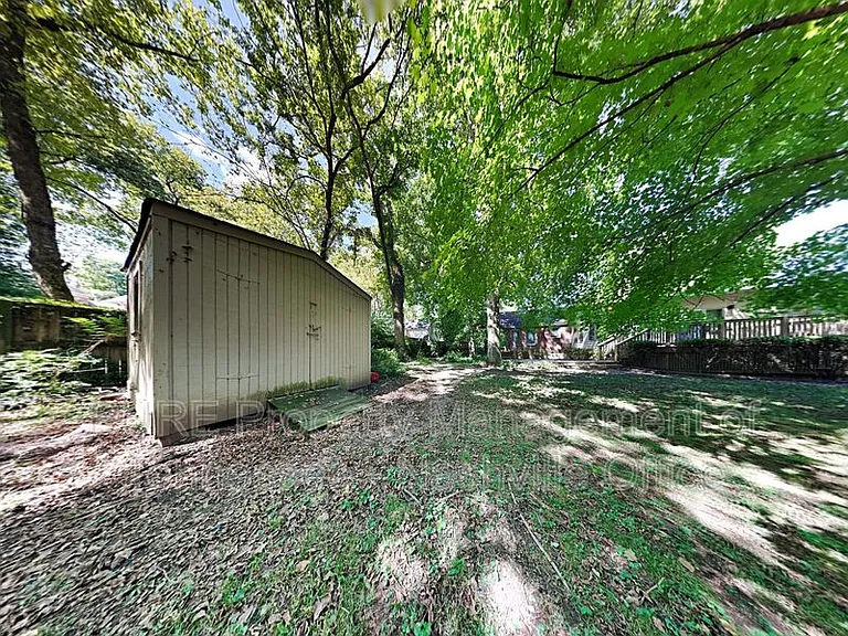 3818 Woodmont Ln — Photo 35