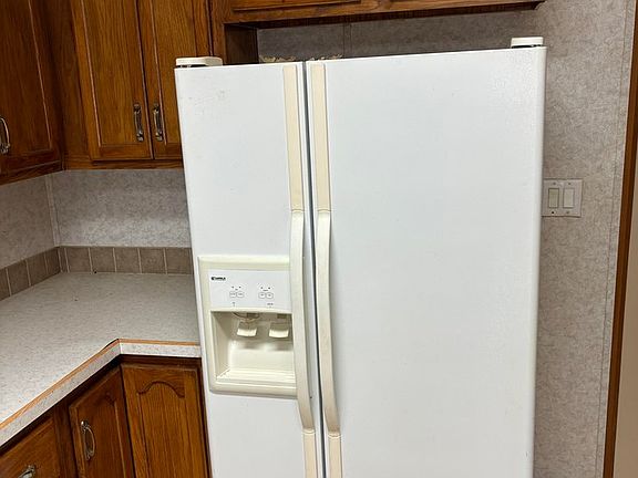 4th image of 230 N 2nd St #27
