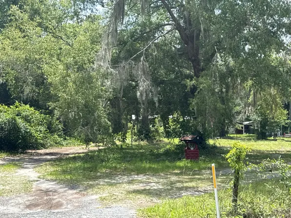 294 NE Omar Ter, Lake City, FL 32055