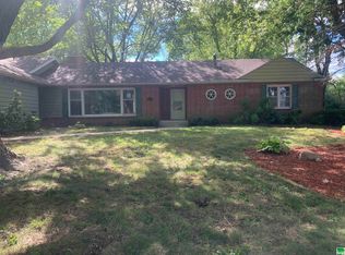 6007 Redwood Dr, Storm Lake, IA 50588