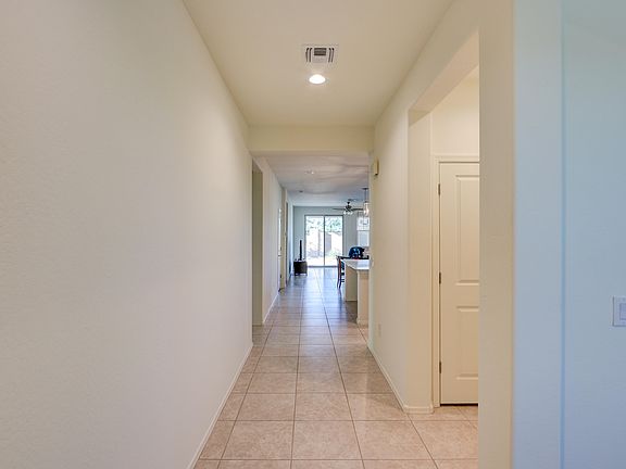 5th image of 2522 E Paseo Dr