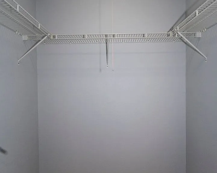 317 E Amelia St #8 — Photo 13