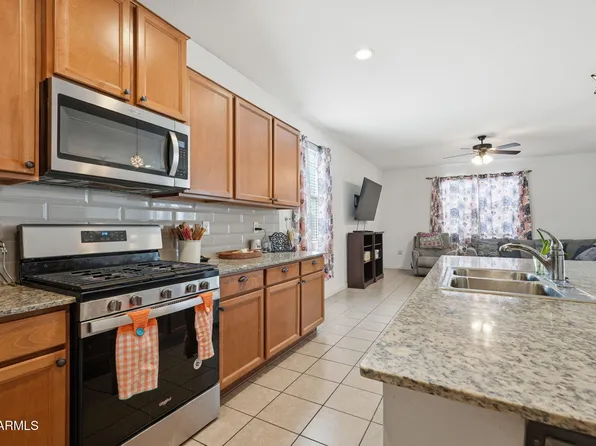 256 W CHASKA Trail, San Tan Valley, AZ 85140
