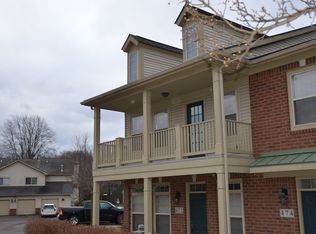 474 Village Dr #201, Walled Lake, MI 48390