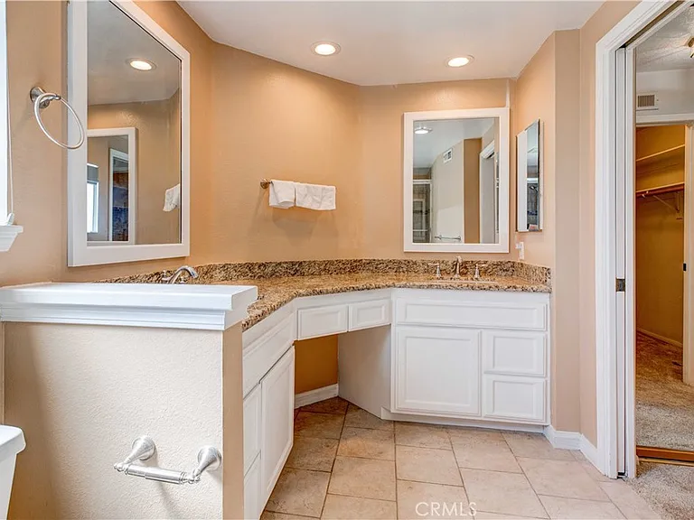 12022 Falcon Crest Way — Photo 27