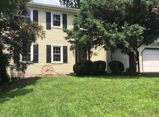 30 Ingham Dr, Stevens, PA 17578