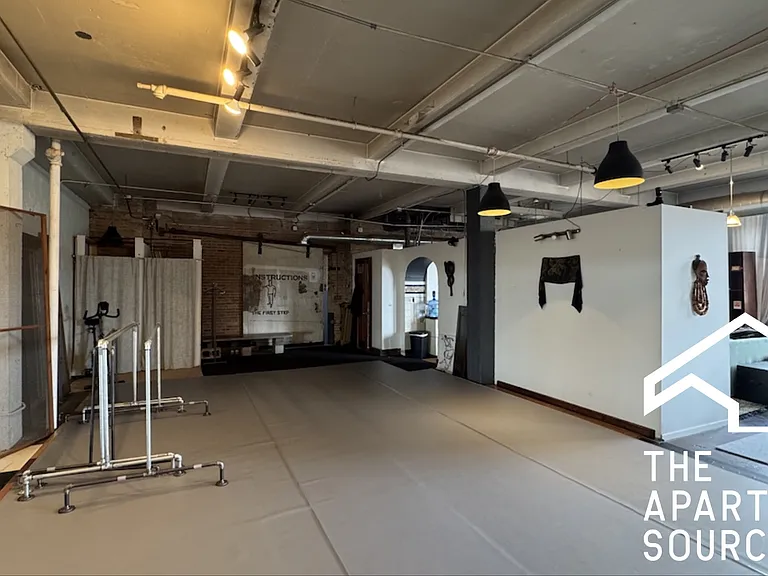 3136 W Carroll Ave #2 — Photo 2