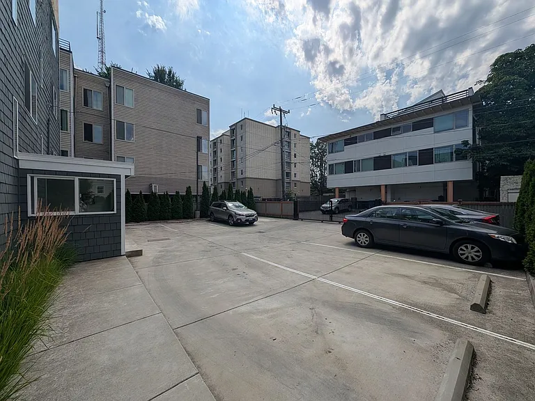 1729 18th Ave #201 — Photo 19