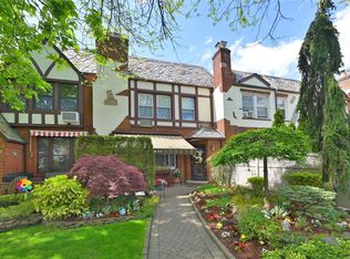 9413 68th Ave, Forest Hills, NY 11375