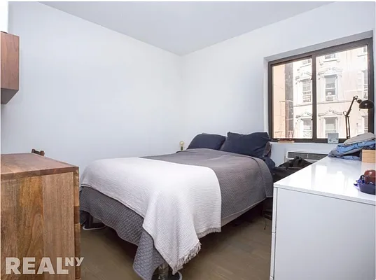 Rented by REAL New York | media 29