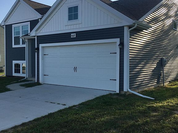 3rd image of 4669 Quaker Hill Ct SE