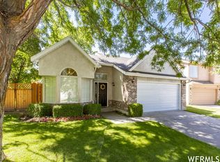 551 W 1900 N, Centerville, UT 84014