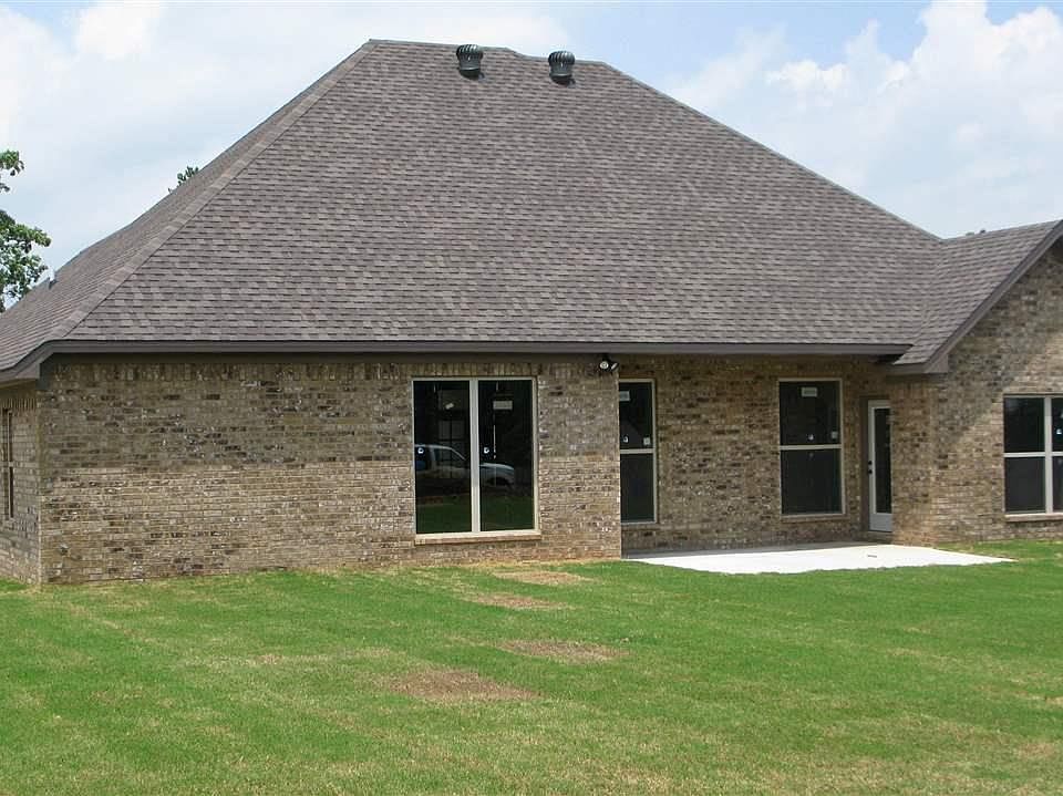 2nd image of 1485 Sullivan Cir