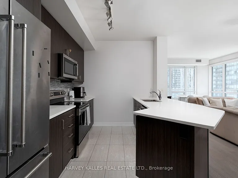 825 Church St #1609 — Photo 9