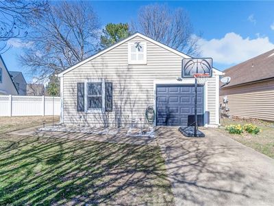 5437 Chatham Hall Dr, Virginia Beach, VA, 23464