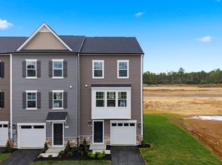 49 Scammel Dr, Bunker Hill, WV 25413