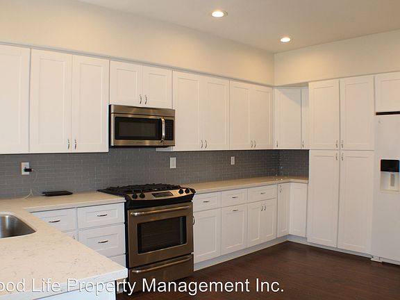 4th image of 10949 Creekbridge Pl